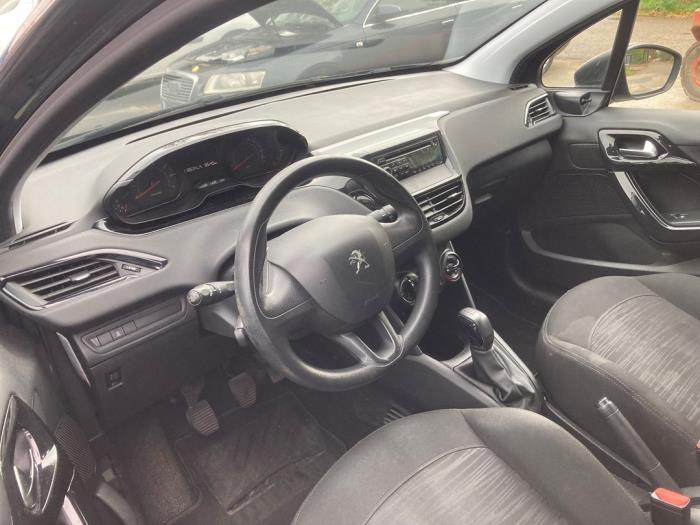 Peugeot 208 Sloopvoertuig (2014, Muisgrijs)