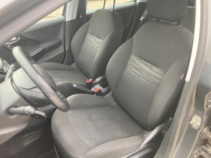 Peugeot 208 Sloopvoertuig (2014, Muisgrijs)