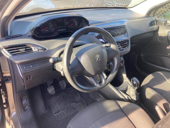 Peugeot 208 Sloopvoertuig (2014, Muisgrijs)