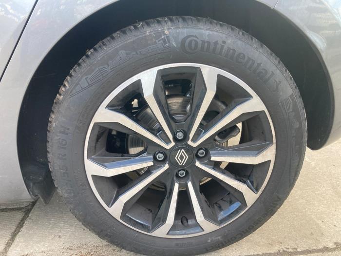 Renault Clio V 1.0 TCe 90 12V Sloopvoertuig (2025, Licht, Muisgrijs)