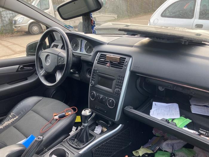 Mercedes B 1.7 B-170 16V Sloopvoertuig (2009, Zwart)