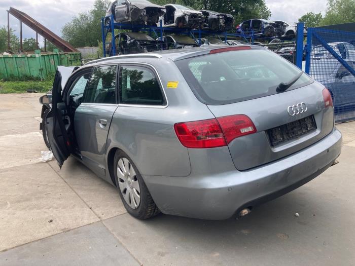 Audi A6 Avant 2.7 TDI V6 24V  (Sloop)