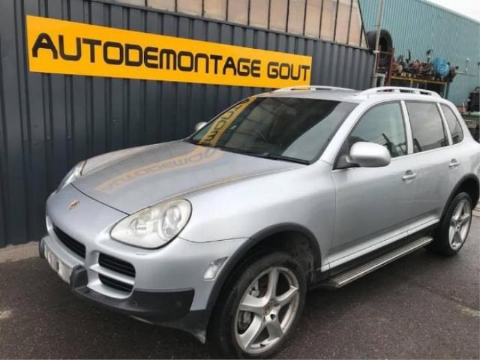 Porsche Cayenne 4.5 S V8 32V Sloopvoertuig (2005, Metallic, Zilvergrijs, Zilver)