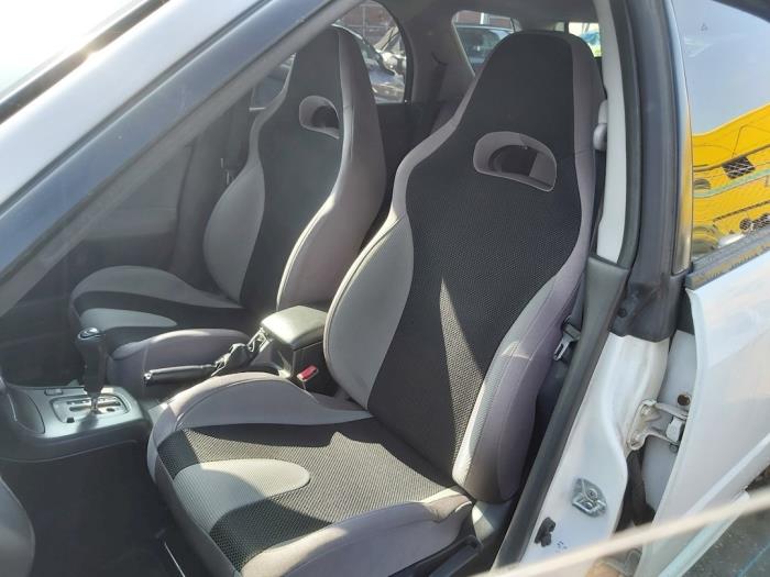 Subaru Impreza Sloopvoertuig (2006, Wit)