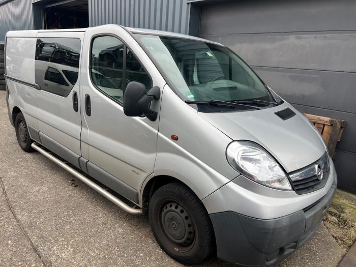 Opel Vivaro 2.0 CDTI Sloopvoertuig (2007, Zilvergrijs)