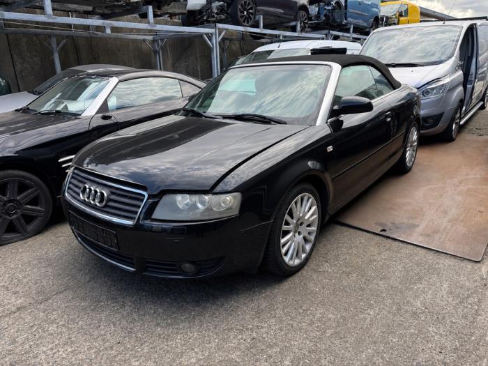 Audi A4 Cabriolet 2.4 V6 30V  (Sloop)