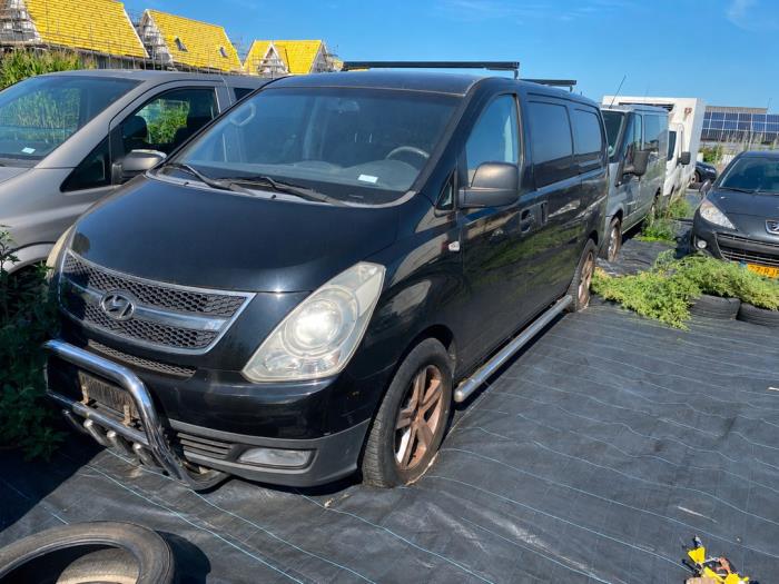Hyundai H-300 2.5 CRDi  (Sloop)
