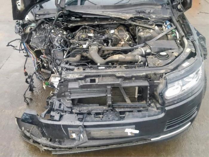 Landrover Range Rover IV 3.0 TDV6 24V Sloopvoertuig (2015, Zwart)