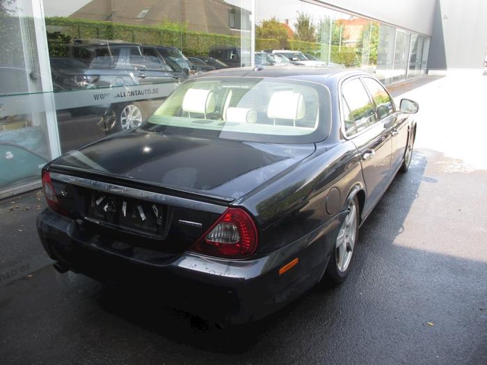 Jaguar XJ 2.7d V6 24V Sloopvoertuig (2007, Zwart)