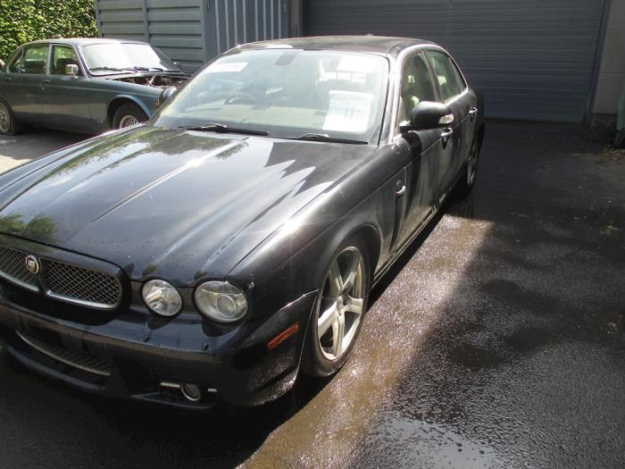 Jaguar XJ 2.7d V6 24V Sloopvoertuig (2007, Zwart)