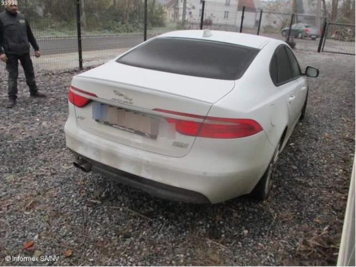 Jaguar XF 2.0d 180 16V AWD Sloopvoertuig (2016, Wit)