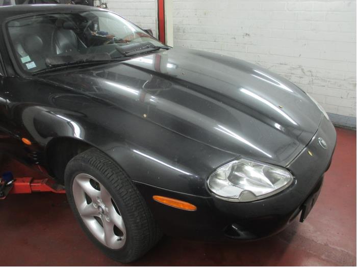 Jaguar XK 8 4.0 V8 32V Sloopvoertuig (2000)