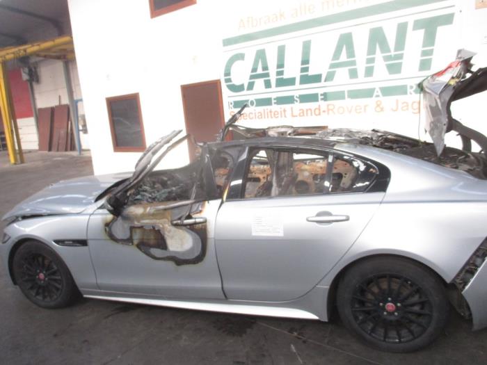 Jaguar XE 2.0 D E-Performance 16V Sloopvoertuig (2018, Zilver)