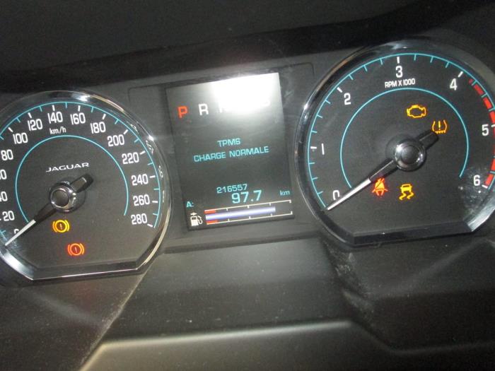 Jaguar XF Sportbrake 2.2 D S 16V Sloopvoertuig (2015, Zwart)