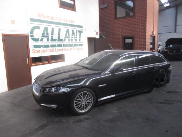 Jaguar XF Sportbrake 2.2 D S 16V Sloopvoertuig (2015, Zwart)