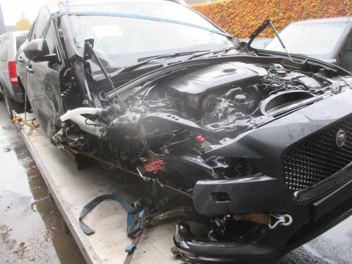 Jaguar F-Pace Sloopvoertuig (2017, Grijs)