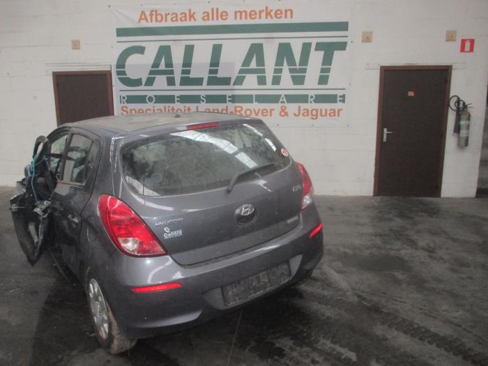 Hyundai i20 1.1 CRDi VGT 12V Sloopvoertuig (2014, Moondust)