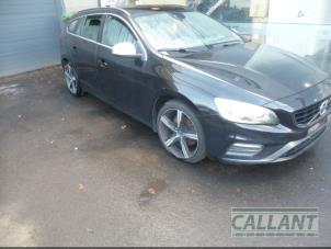 Volvo V60 I 2.0 D2 16V Sloopvoertuig (2016, Zwart)