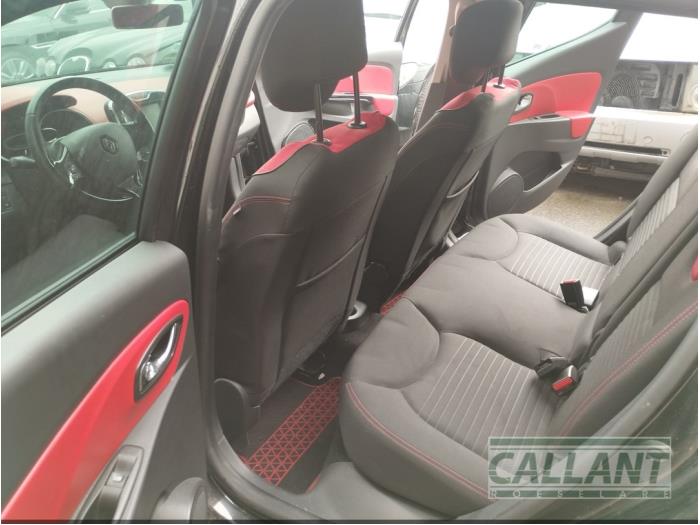 Renault Clio IV 1.5 Energy dCi 90 FAP Sloopvoertuig (2013, Zwart)