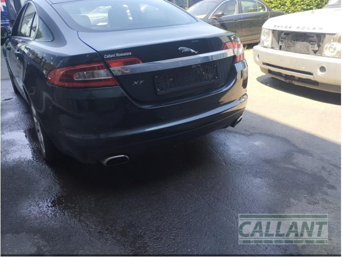 Jaguar XF 2.7 D V6 24V Sloopvoertuig (2010, Donker, Groen)