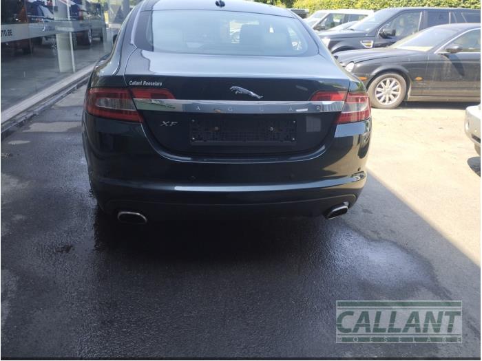 Jaguar XF 2.7 D V6 24V Sloopvoertuig (2010, Donker, Groen)