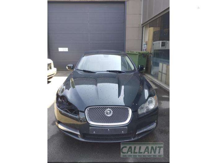 Jaguar XF 2.7 D V6 24V Sloopvoertuig (2010, Donker, Groen)