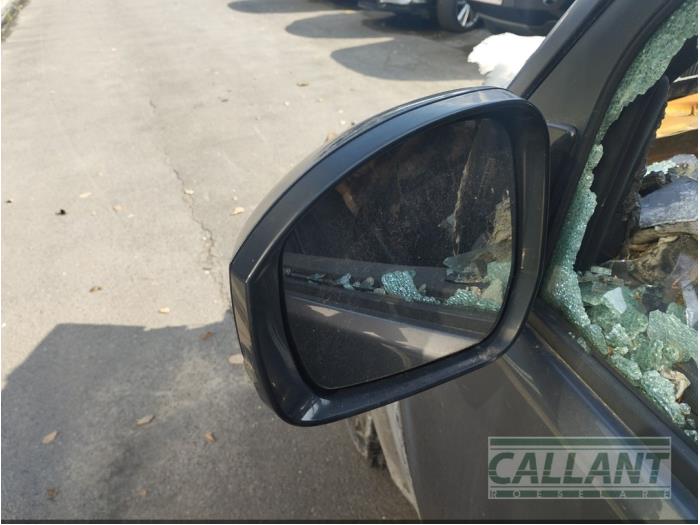 Landrover Discovery IV 3.0 TD V6 24V Sloopvoertuig (2015, Grijs)