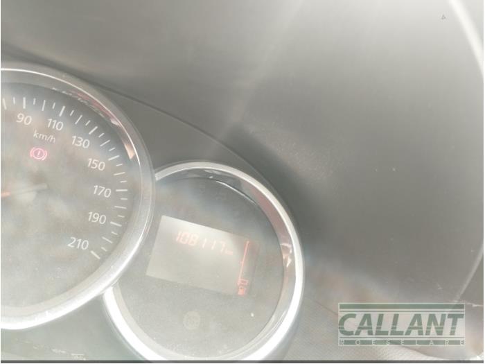 Dacia Duster 1.5 dCi Sloopvoertuig (2015, Zwart)