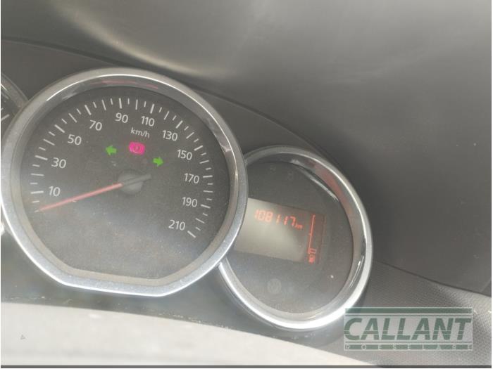 Dacia Duster 1.5 dCi Sloopvoertuig (2015, Zwart)