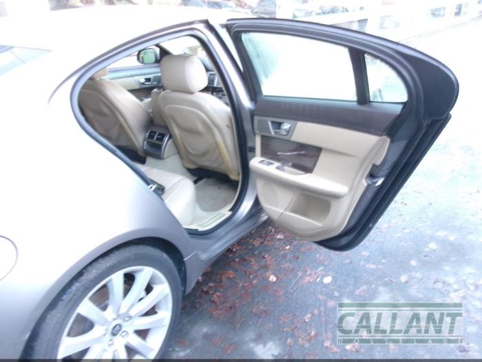Jaguar XF 2.7 D V6 24V Sloopvoertuig (2009, Grijs)