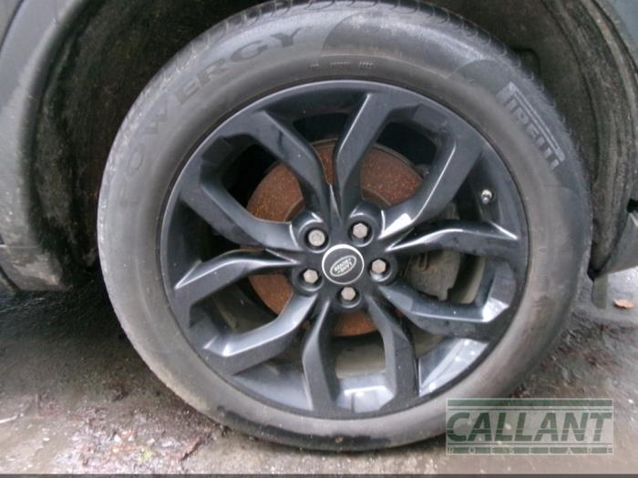 Landrover Discovery Sport 2.0 TD4 180 16V Sloopvoertuig (2017, Zwart)