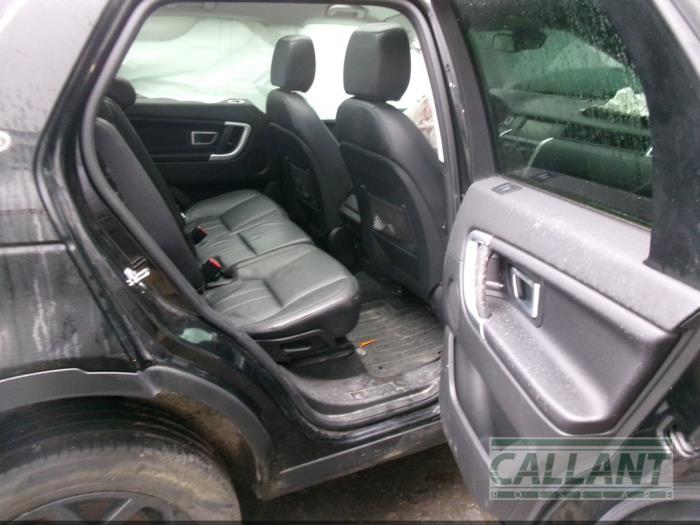 Landrover Discovery Sport 2.0 TD4 180 16V Sloopvoertuig (2017, Zwart)