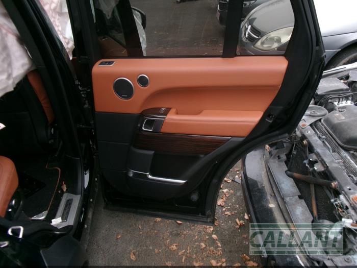 Landrover Range Rover IV 3.0 TDV6 24V Sloopvoertuig (2017, Zwart)