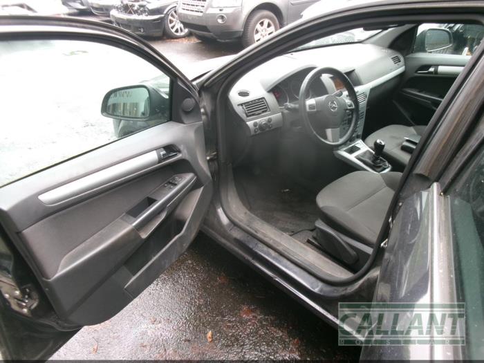 Opel Astra H SW 1.3 CDTI 16V Ecotec Sloopvoertuig (2010)