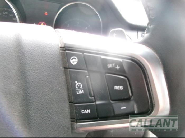 Landrover Discovery Sport 2.0 TD4 150 16V Sloopvoertuig (2017, Grijs)