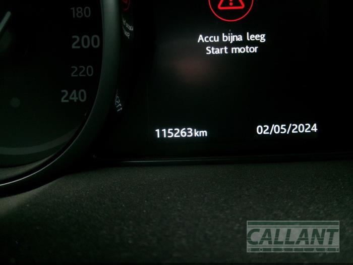 Landrover Discovery Sport 2.0 TD4 150 16V Sloopvoertuig (2017, Grijs)