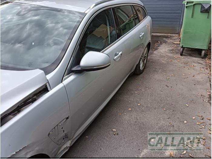 Jaguar XF Sportbrake 2.2 D 16V Sloopvoertuig (2014, Zilver)