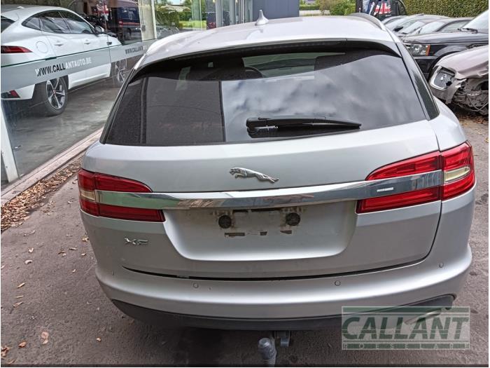 Jaguar XF Sportbrake 2.2 D 16V Sloopvoertuig (2014, Zilver)