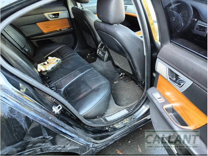 Jaguar XF Sloopvoertuig (2013, Zwart)