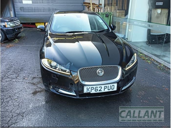 Jaguar XF Sloopvoertuig (2013, Zwart)