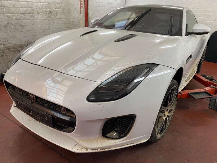 Jaguar F-type 2.0 Turbo 16V Sloopvoertuig (2019, Wit)