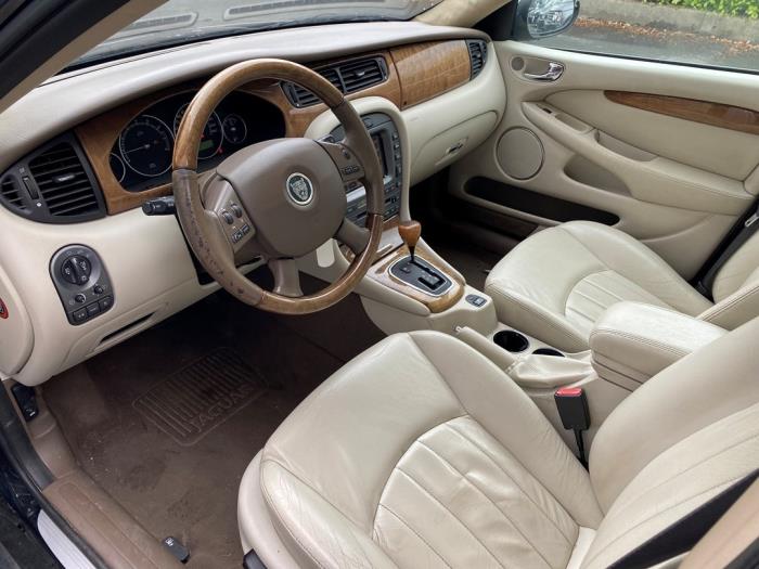 Jaguar X-type 2.1 V6 24V Sloopvoertuig (2005, MIDNIGHT)