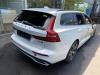 Volvo V60 II 2.0 T6 16V Twin Engine Sloopvoertuig (2020, Kristal, Wit)