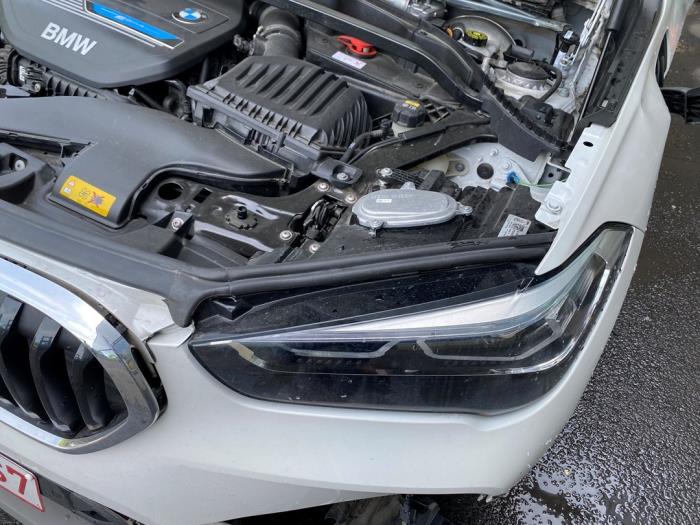 BMW X1 xDrive 25e 1.5 12V TwinPower Turbo Sloopvoertuig (2020, Wit)