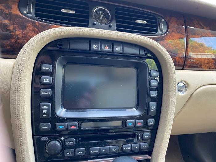 Jaguar XJ 2.7d V6 24V Sloopvoertuig (2006, QUARTZ)