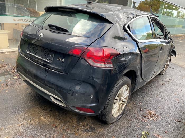 Citroen DS 4/DS 4 Crossback 1.6 BlueHDI 115 Sloopvoertuig (2018, Zwart)