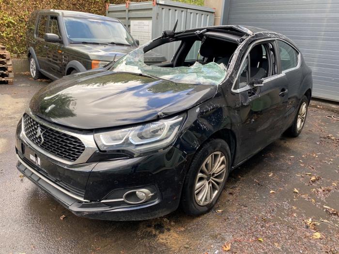 Citroen DS 4/DS 4 Crossback 1.6 BlueHDI 115 Sloopvoertuig (2018, Zwart)