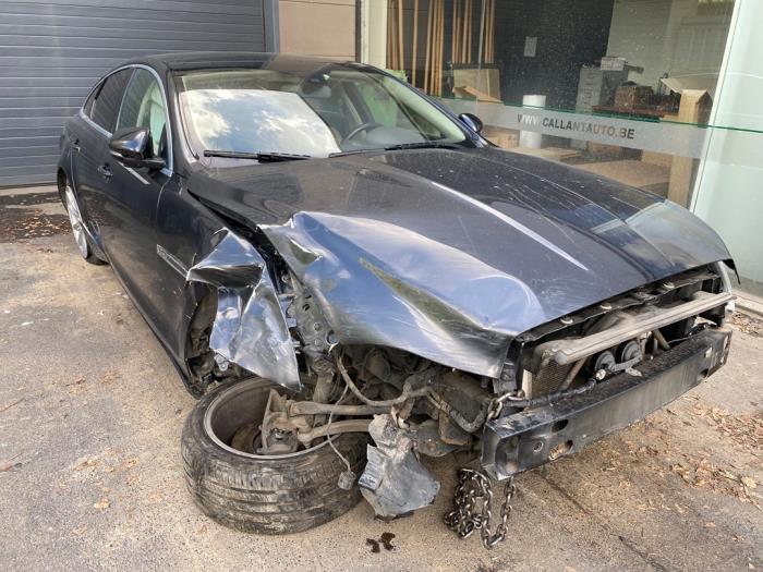 Jaguar XJ 3.0 D V6 24V Sloopvoertuig (2013, Grijs)
