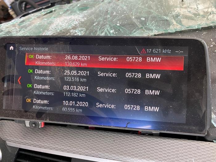 BMW X4 xDrive 20d 2.0 TwinPower Turbo 16V Sloopvoertuig (2019, Metallic, Zwart)