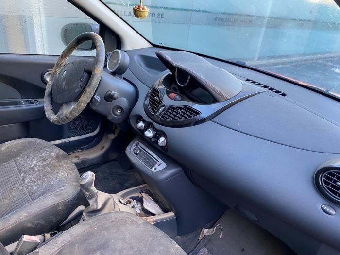 Renault Twingo II 1.5 dCi 90 FAP Sloopvoertuig (2014, Rood)